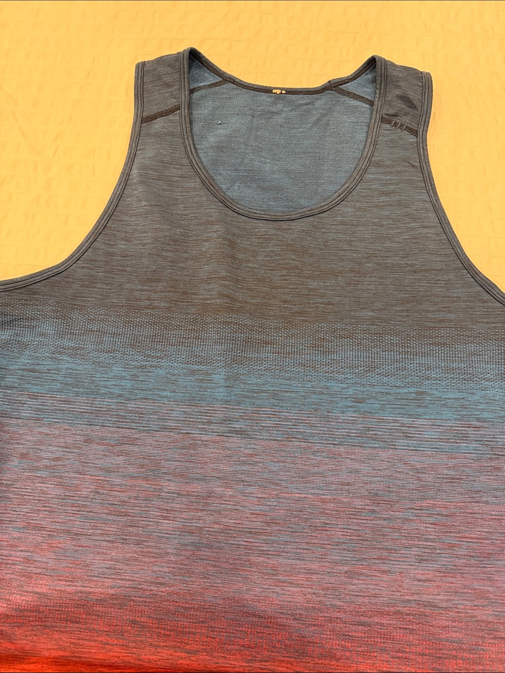 lululemon athletica Men’s Gradient Tank - Black, Blue, Red - Picture 7 of 7